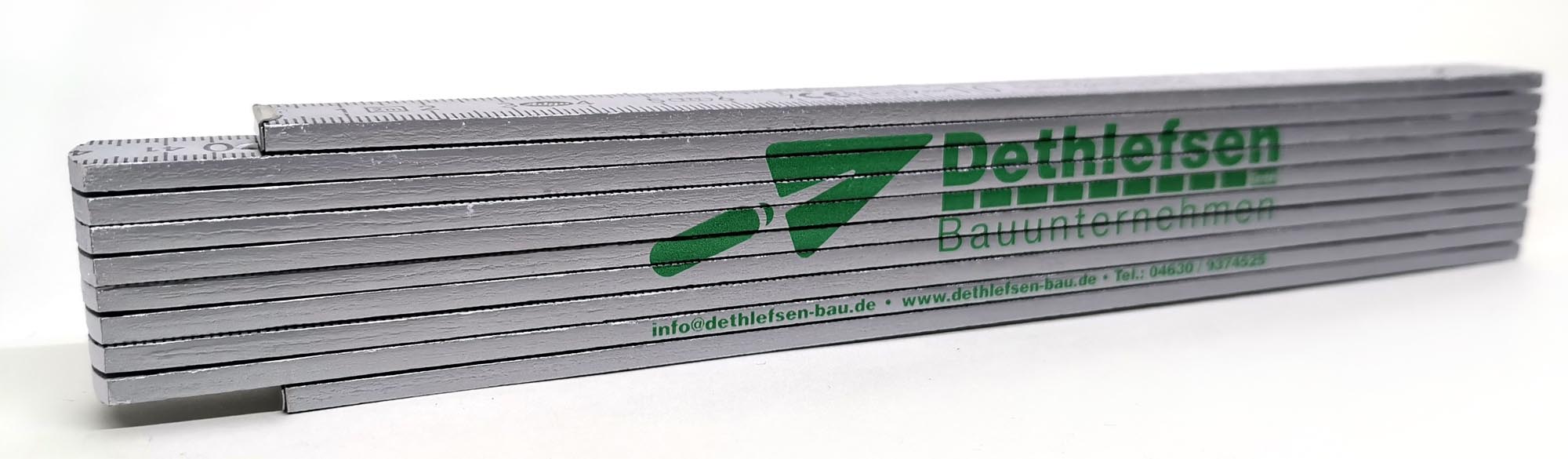 Schwarzer Werbezollstock